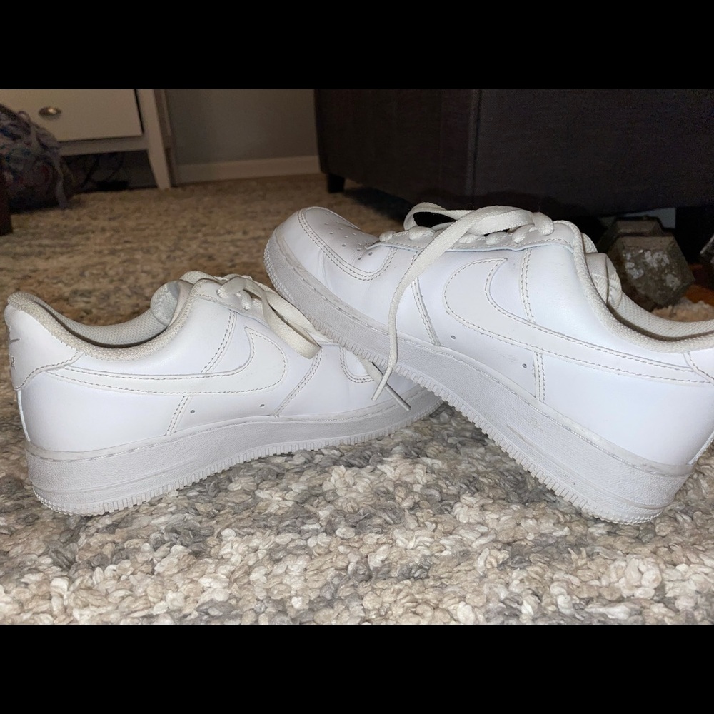 Women’s Nike Air forces, worn a few times, great condition!